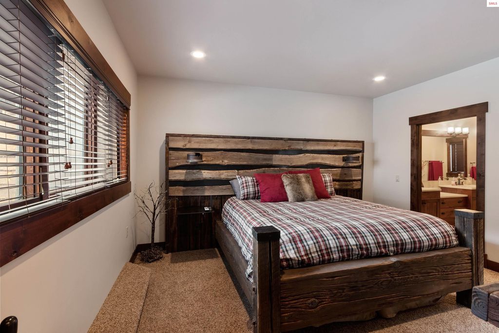 38 Avalanche Road, Sandpoint, ID 83864 photo 12