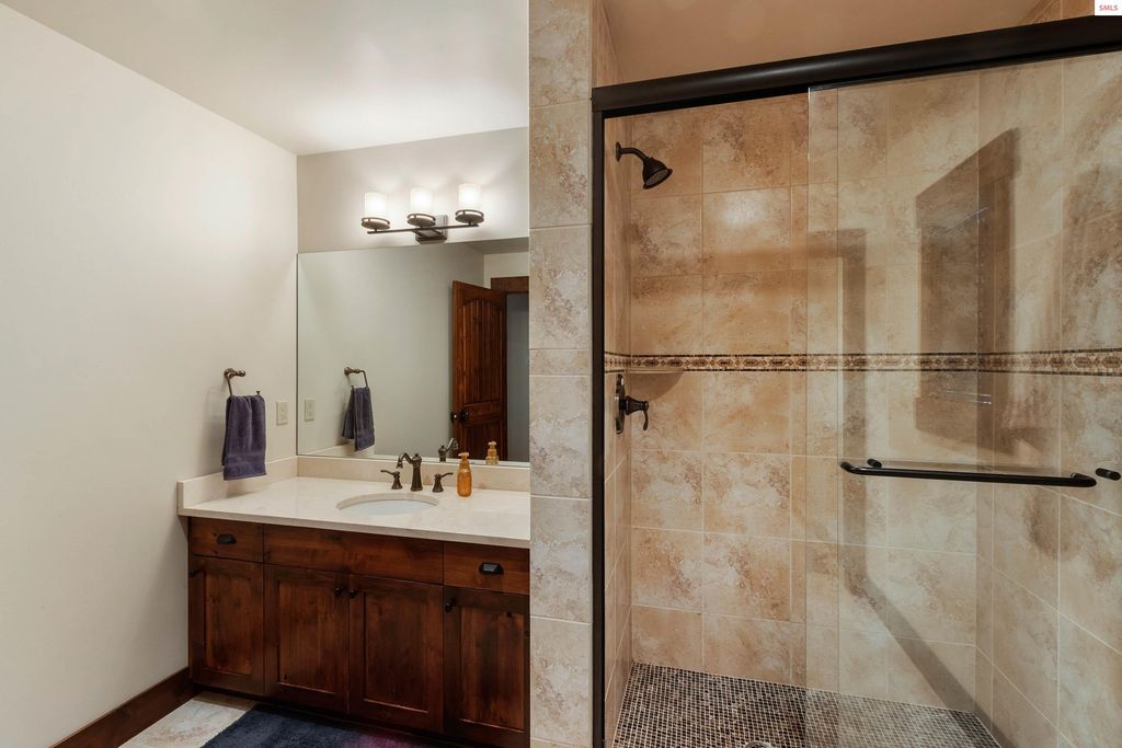 38 Avalanche Road, Sandpoint, ID 83864 photo 21