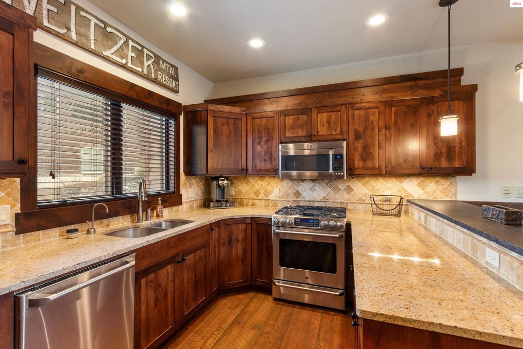 38 Avalanche Road, Sandpoint, ID 83864 photo 7