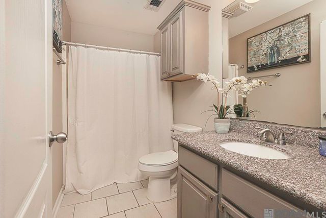 308 E Jeff St, Gonzales, LA 70737