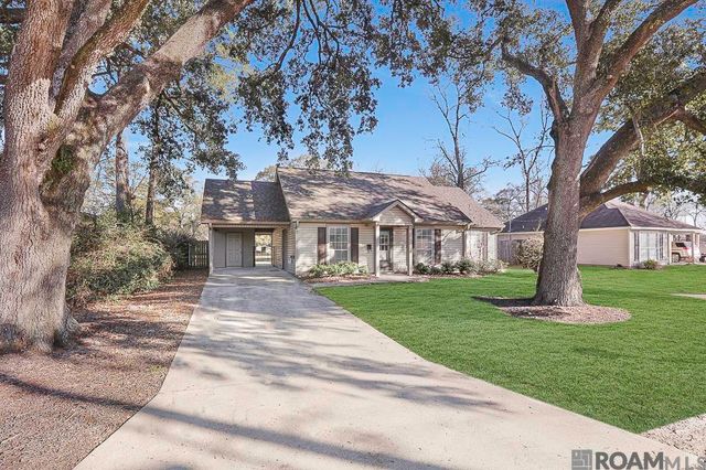 308 E Jeff St, Gonzales, LA 70737