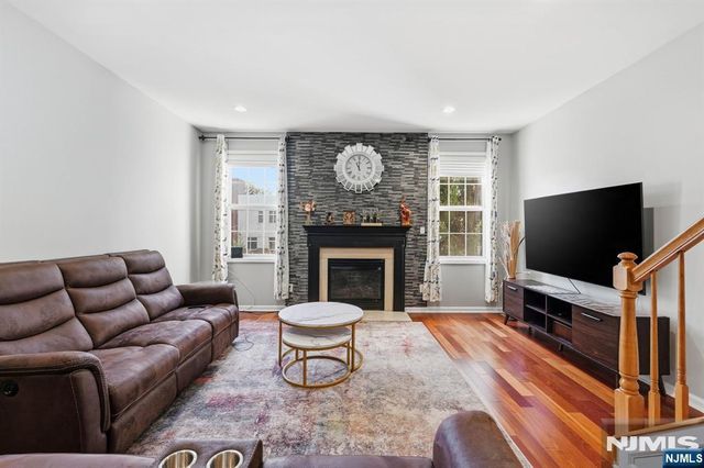 471 Hartford Drive 3052, Nutley, NJ 07110