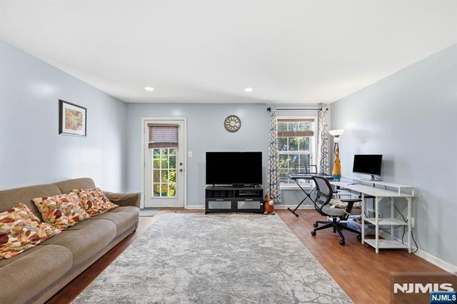 471 Hartford Drive 3052, Nutley, NJ 07110