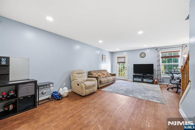 471 Hartford Drive 3052, Nutley, NJ 07110