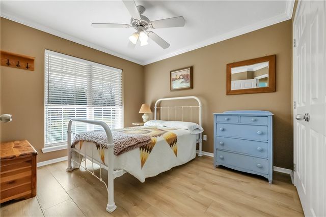 9400 Woodview Drive, College Station, TX 77845