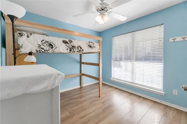 9400 Woodview Drive, College Station, TX 77845