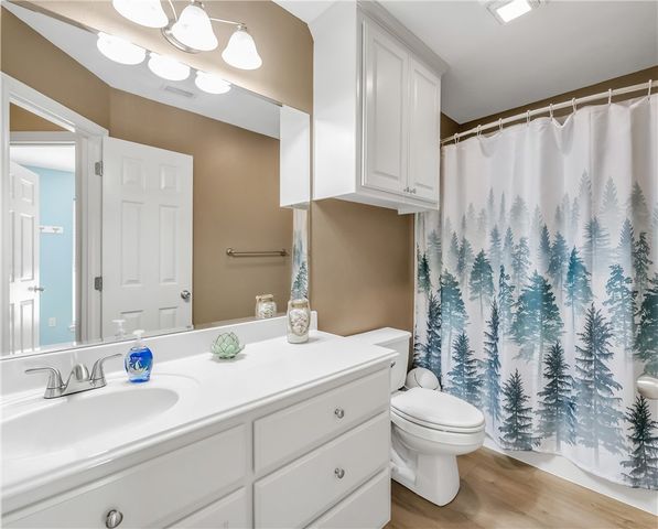 9400 Woodview Drive, College Station, TX 77845