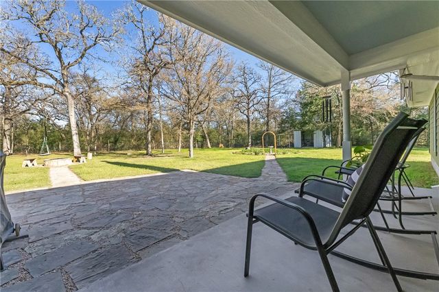 9400 Woodview Drive, College Station, TX 77845