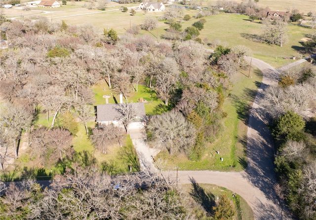 9400 Woodview Drive, College Station, TX 77845