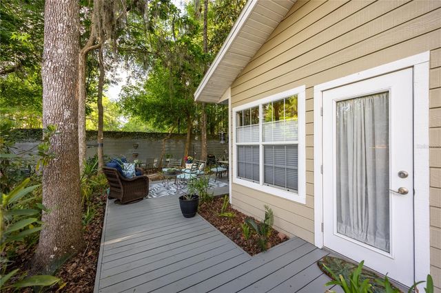 5027 SW 9TH LANE, Gainesville, FL 32607