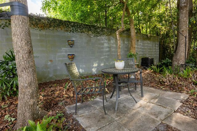 5027 SW 9TH LANE, Gainesville, FL 32607