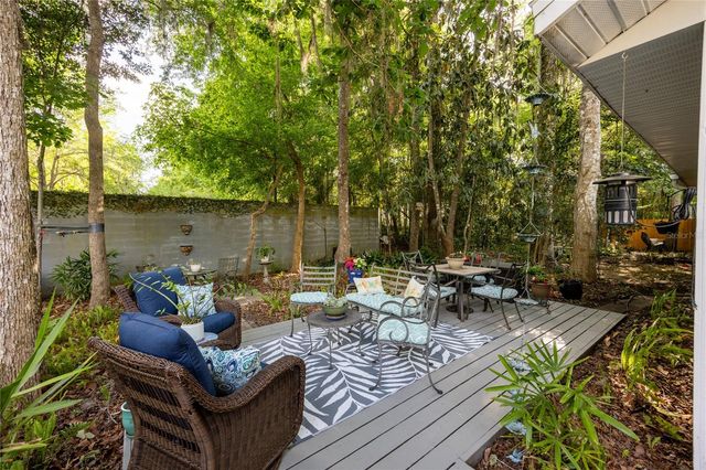 5027 SW 9TH LANE, Gainesville, FL 32607