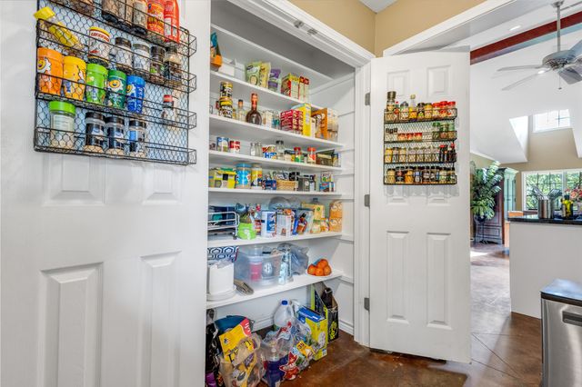 2657 CR 2724, Mineola, TX 75773