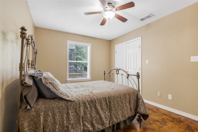 2657 CR 2724, Mineola, TX 75773