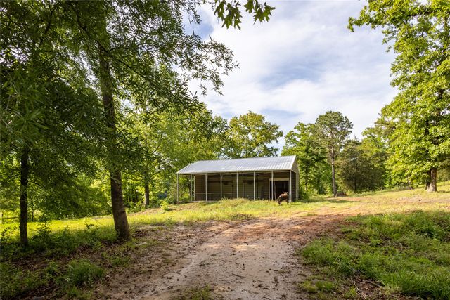 2657 CR 2724, Mineola, TX 75773
