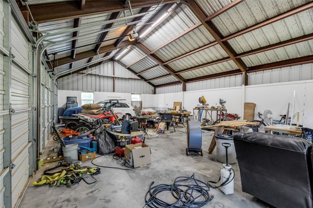 2657 CR 2724, Mineola, TX 75773