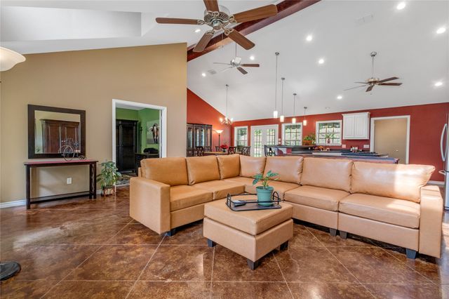 2657 CR 2724, Mineola, TX 75773