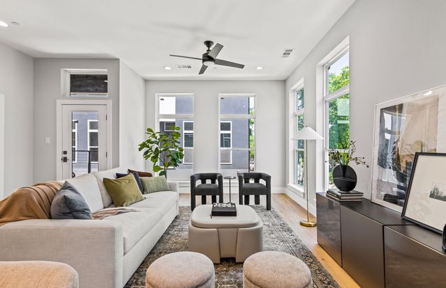 4709 Virginia Avenue 4, Dallas, TX 75204