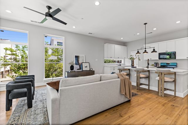 4709 Virginia Avenue 4, Dallas, TX 75204