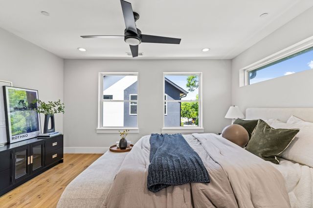 4709 Virginia Avenue 4, Dallas, TX 75204
