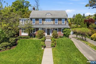 130 Mountain Avenue, Montclair, NJ 07042
