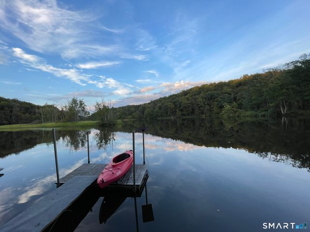 74 Cove Road 17, Haddam, CT 06424
