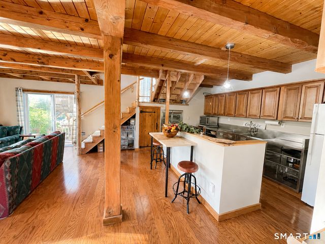 74 Cove Road 17, Haddam, CT 06424