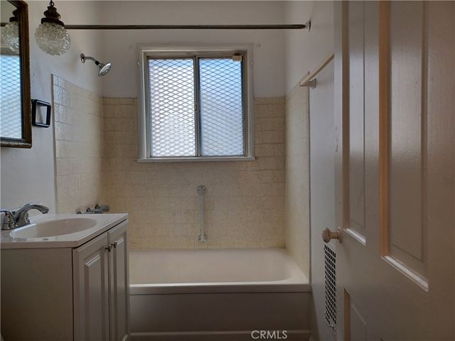 4474 W 60th, Los Angeles, CA 90043