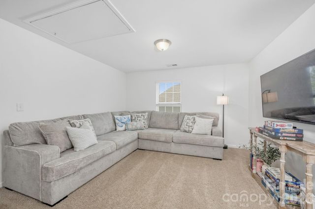 116 Kingsway Drive, Mooresville, NC 28115