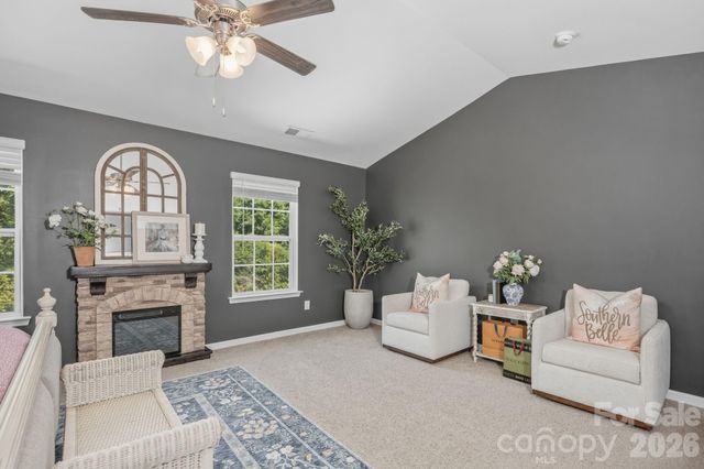 116 Kingsway Drive, Mooresville, NC 28115