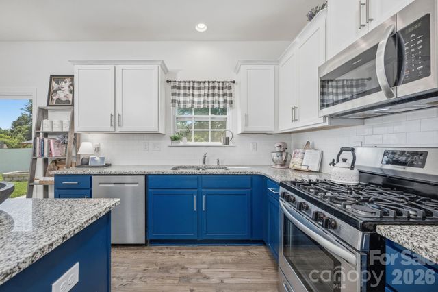 116 Kingsway Drive, Mooresville, NC 28115