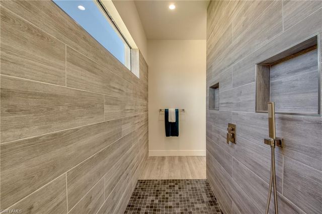 1502 SW 28th ST, Cape Coral, FL 33914