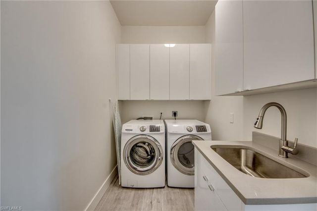 1502 SW 28th ST, Cape Coral, FL 33914