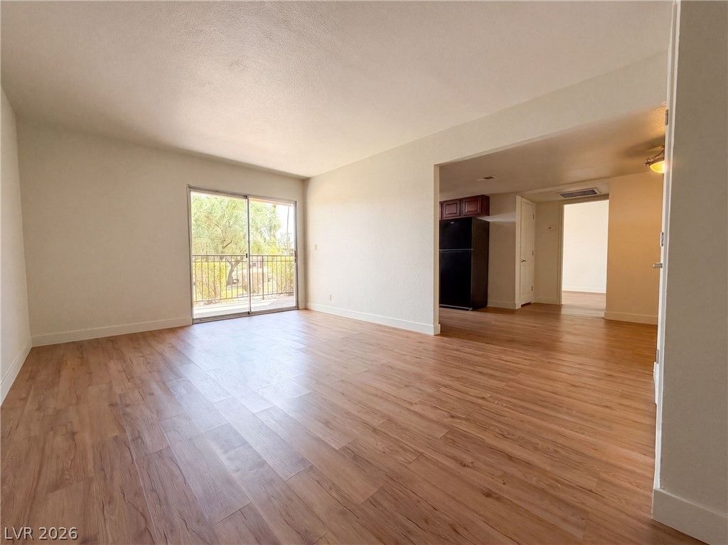 5098 River Glen Drive 215, Las Vegas, NV 89103 — photo 3