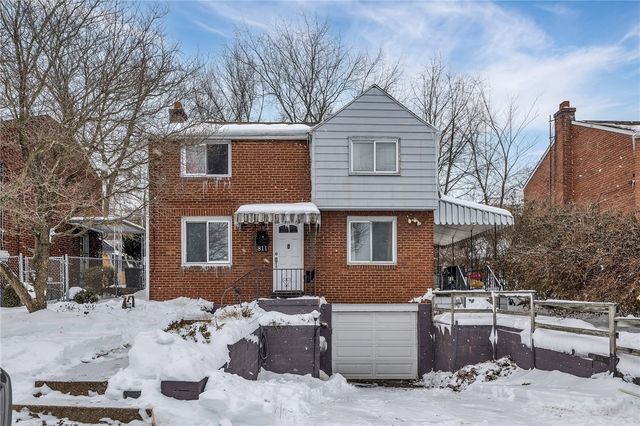 811 Clonmel St, Duquesne, PA 15110