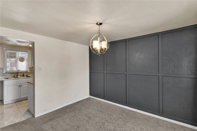 811 Clonmel St, Duquesne, PA 15110