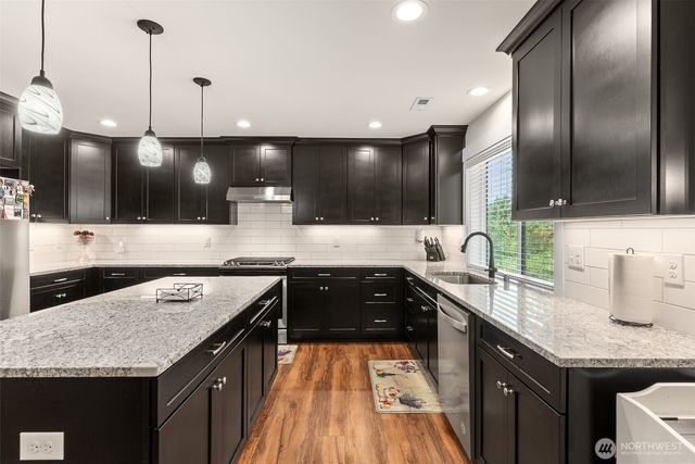 409 Ofarrell Cutoff Road E, Bonney Lake, WA 98391