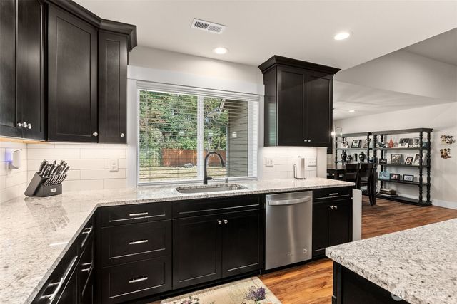 409 Ofarrell Cutoff Road E, Bonney Lake, WA 98391