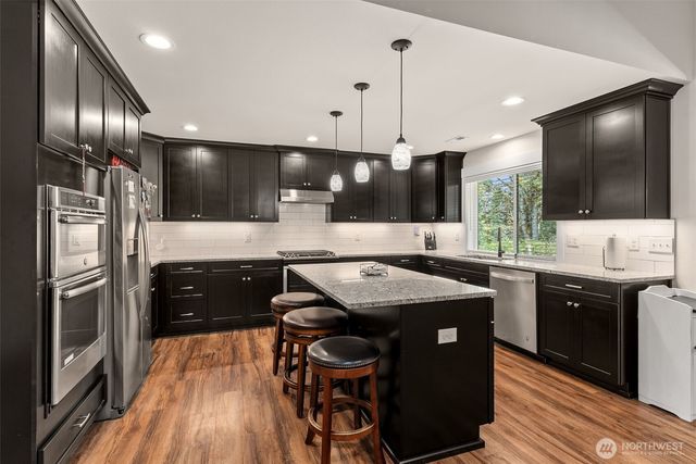 409 Ofarrell Cutoff Road E, Bonney Lake, WA 98391