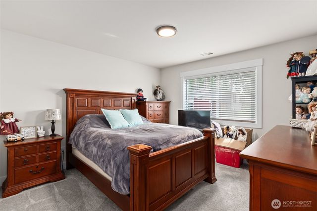 409 Ofarrell Cutoff Road E, Bonney Lake, WA 98391