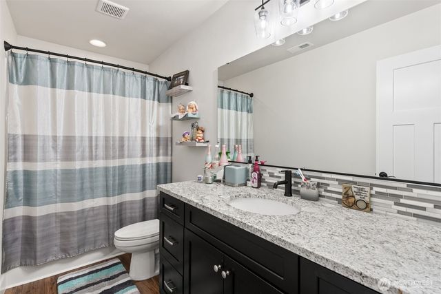 409 Ofarrell Cutoff Road E, Bonney Lake, WA 98391