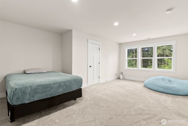 409 Ofarrell Cutoff Road E, Bonney Lake, WA 98391