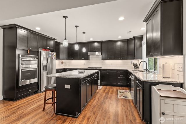 409 Ofarrell Cutoff Road E, Bonney Lake, WA 98391