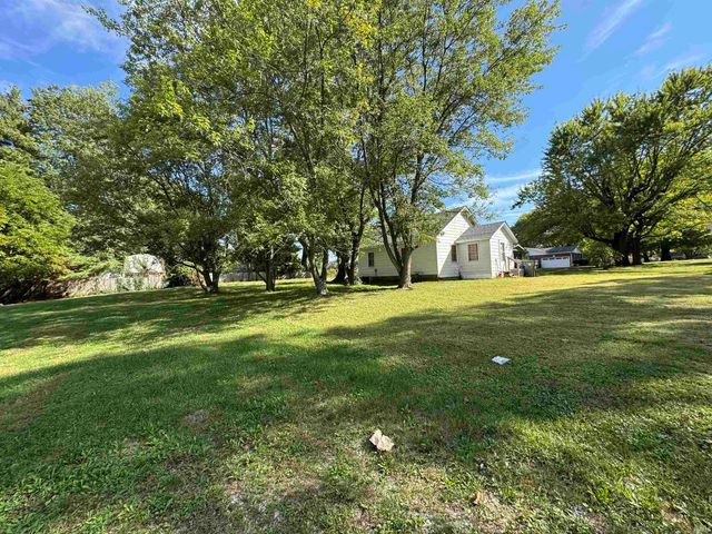 1015 W Gourley Pike, Bloomington, IN 47404