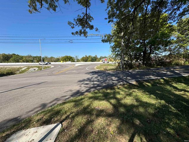 1015 W Gourley Pike, Bloomington, IN 47404