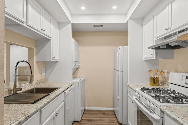 45546 Aladdin Street C202, Indio, CA 92201