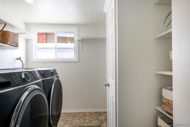 3690 Chanute, San Diego, CA 92154