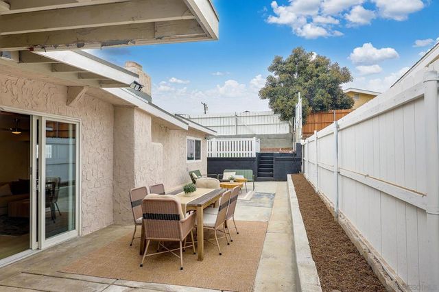 3690 Chanute, San Diego, CA 92154