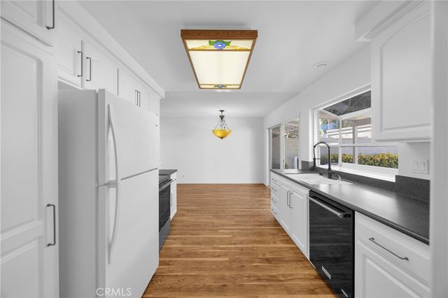 14296 Suffolk, Westminster, CA 92683