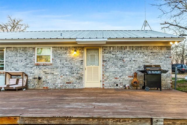 241 County Road 3689, Paradise, TX 76073